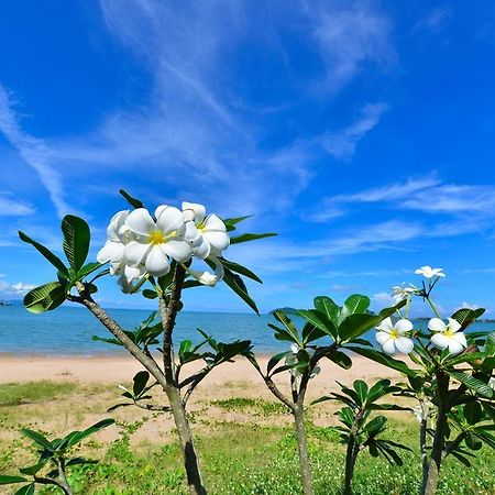 Star Light Beach Resort And Restaurant Chumphon Εξωτερικό φωτογραφία